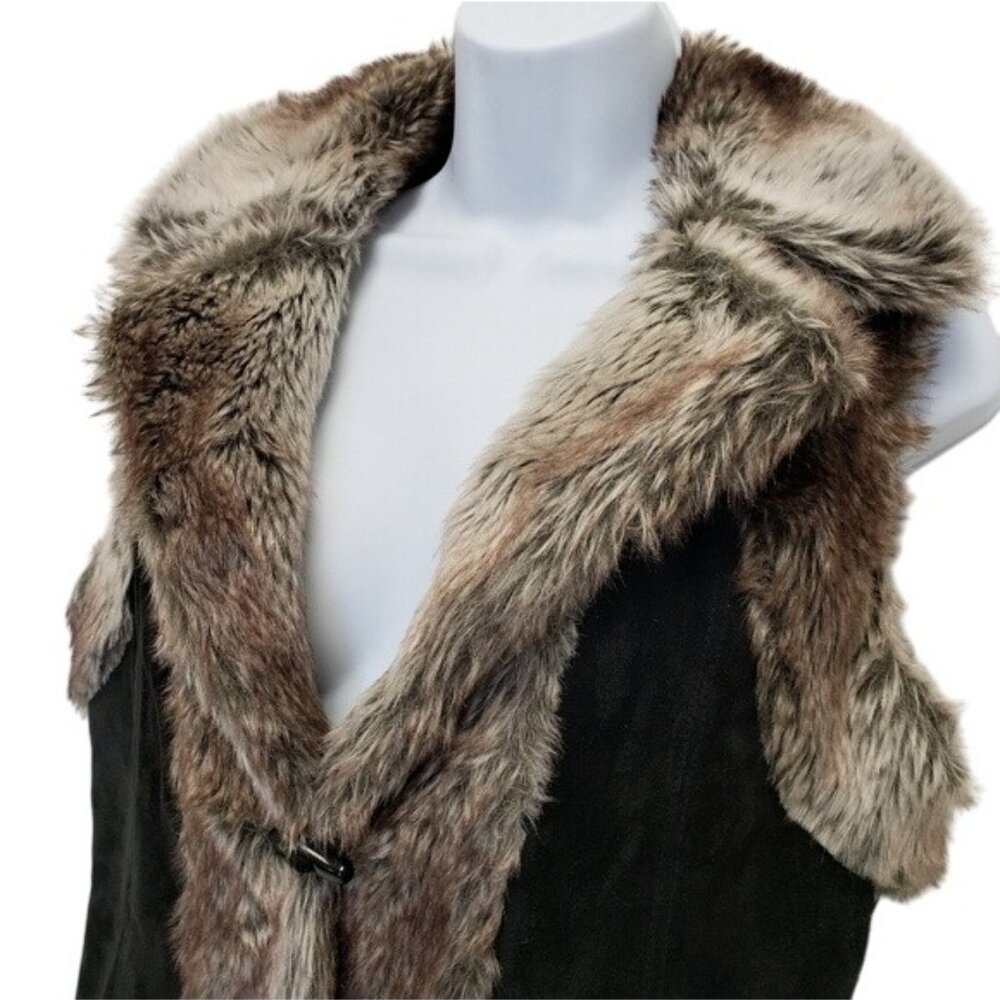 LAL Live a Little Leather Womens Faux Fur Trim Vest Size Small - Picture 3 of 5